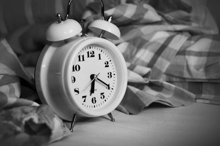 How Proper Sleep Effects Your Financial Health
