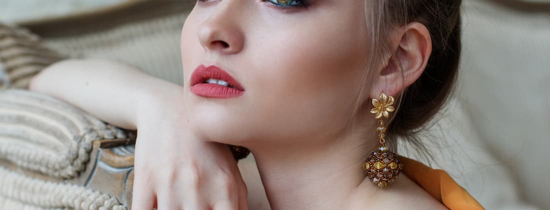 5 Highlighters to Give You a Designer Glow on a Budget