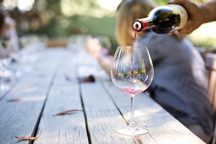 How to Curate an Affordable Winc Box as Told by an NYC Sommelier
