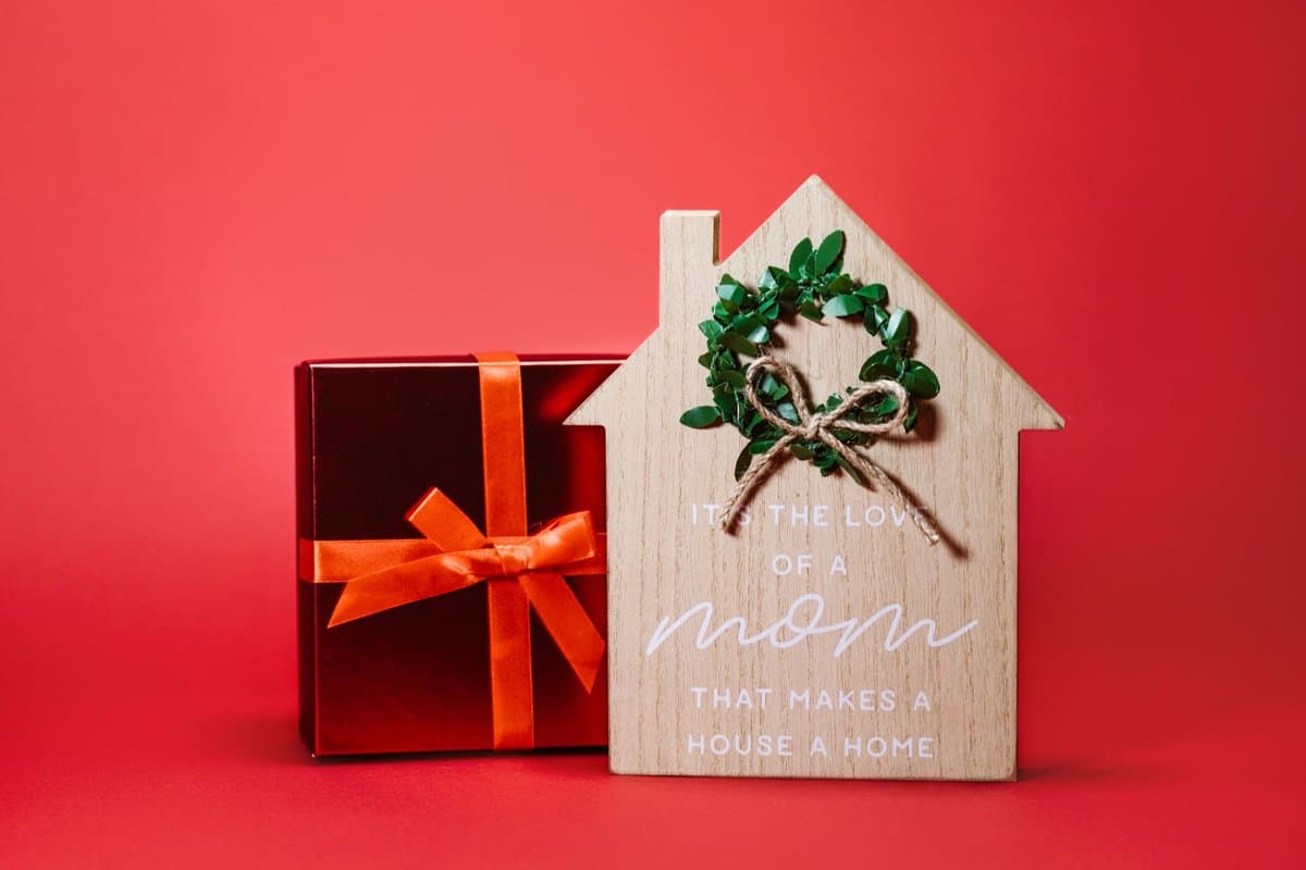 Housewarming gift ideas for every budget